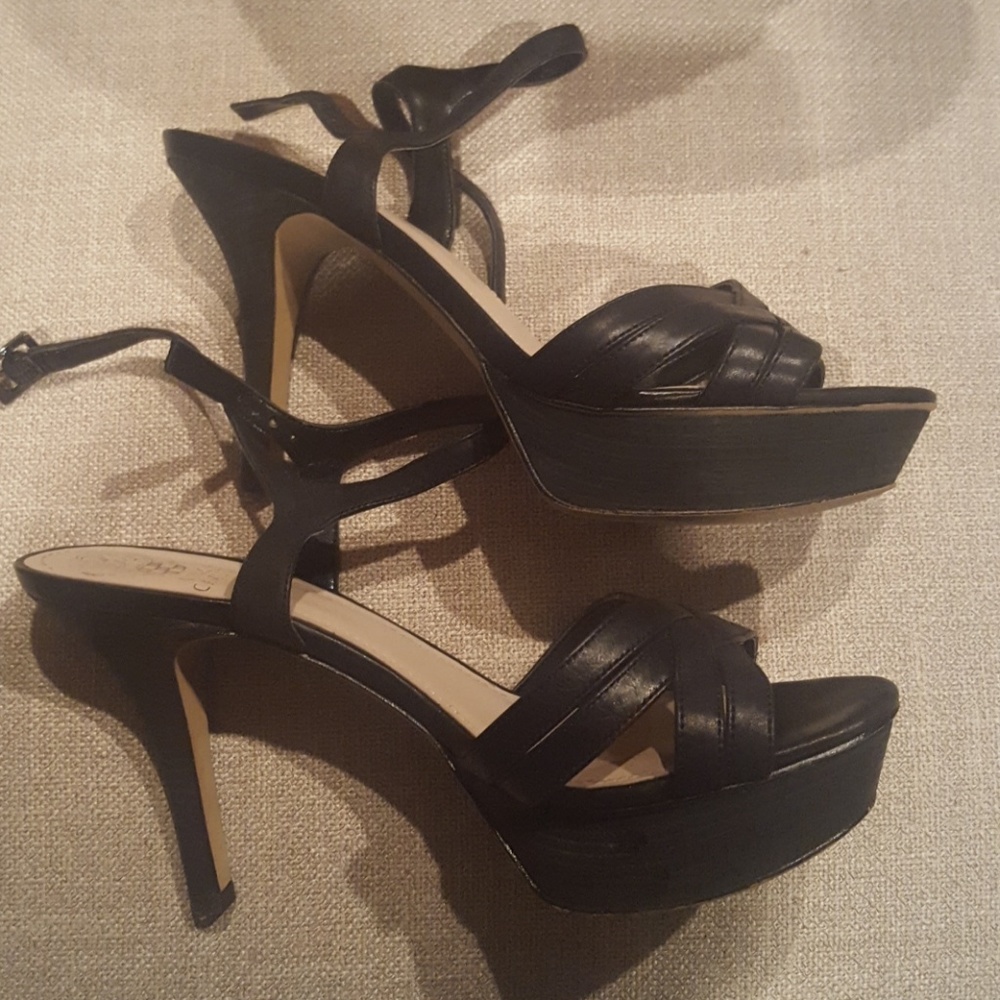 Vince Camuto sandals